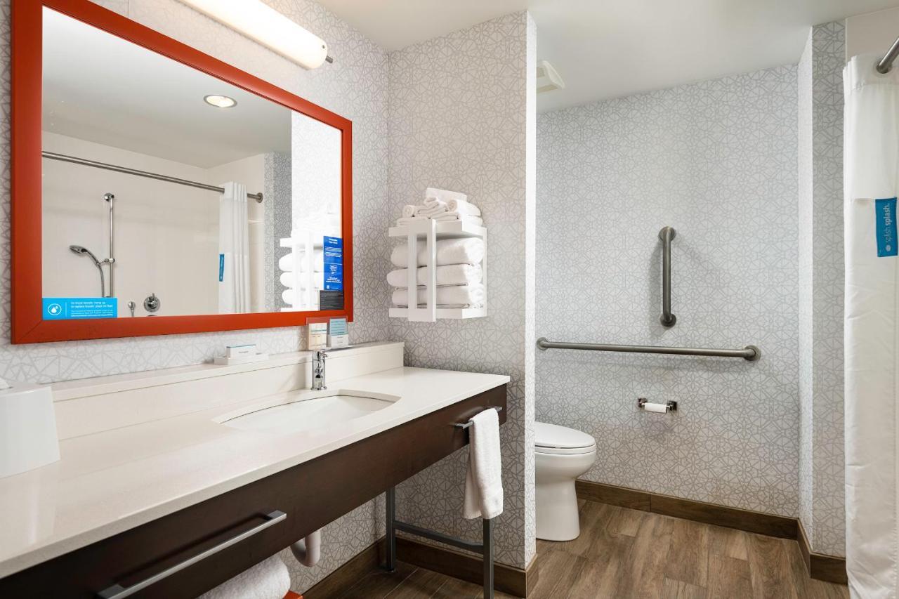 Hampton Inn Buffalo - アマースト エクステリア 写真